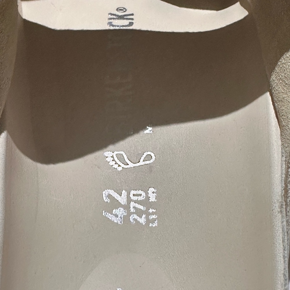 BIRKENSTOCK x Toogood Beach Comber in Cream - 1774 - IN BOX COLLAB pair - Picture 11 of 14